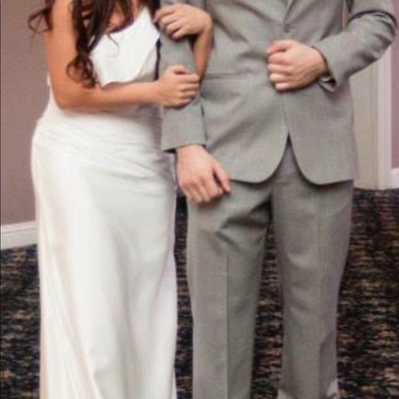 prom or evening dress - Picture 2 of 3